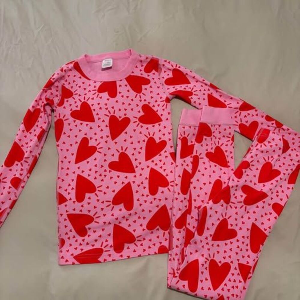 Hanna Andersson heart pajamas size 12